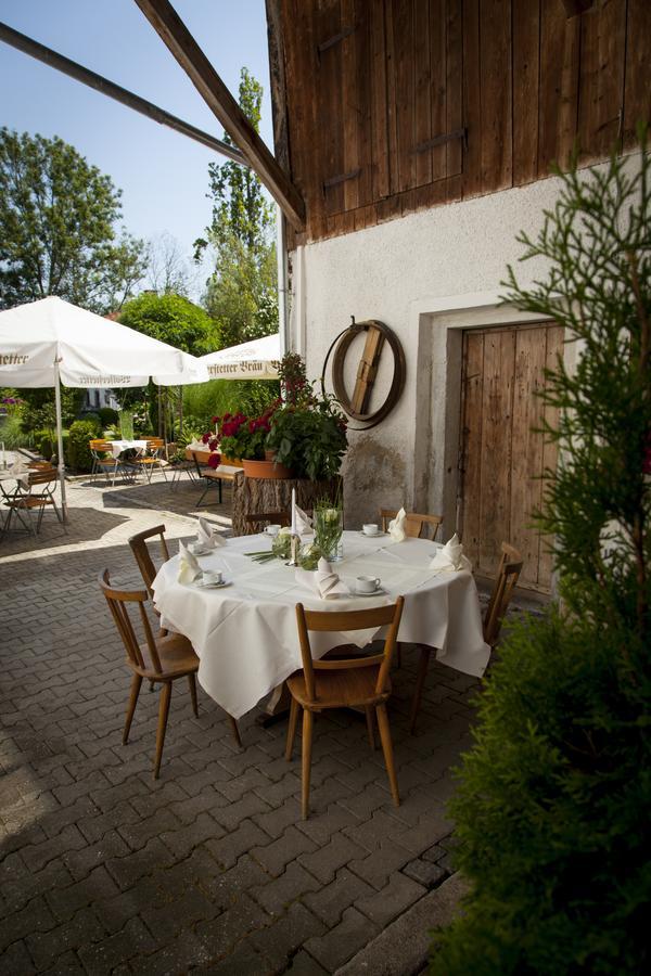 Hotel Wirtshaus Am Schloss Aicha vorm Wald Εξωτερικό φωτογραφία