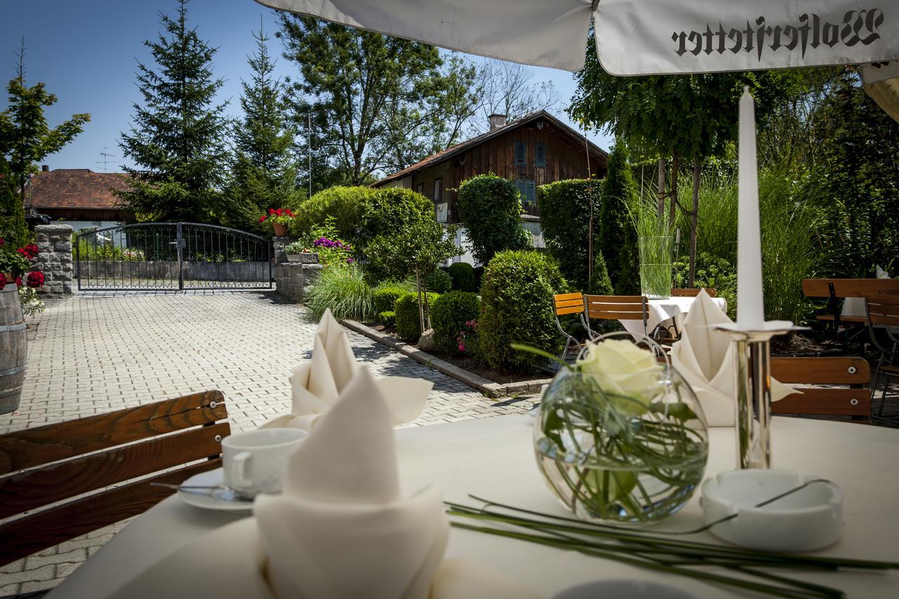 Hotel Wirtshaus Am Schloss Aicha vorm Wald Εξωτερικό φωτογραφία